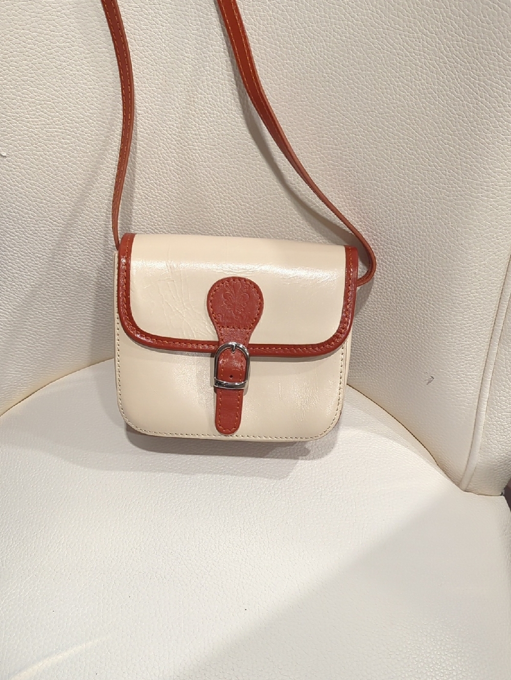 Vera Pelle Cream and Brown Two-Tone Leather Crossbody Bag